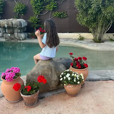 Semesterbostad Dani Escalona